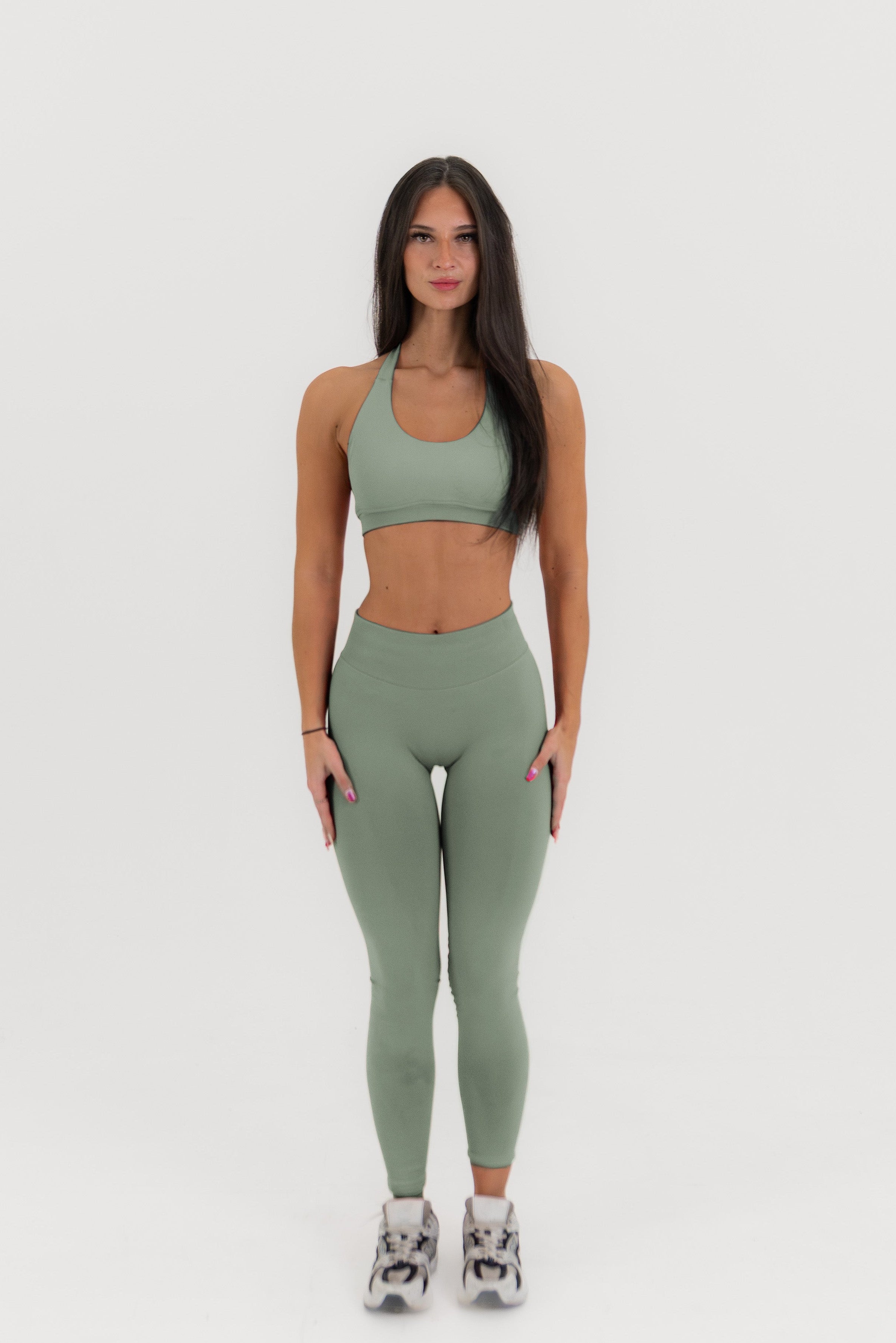 VIVID Sculpt Seamless Sports Bra